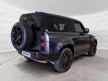 Land Rover Defender 90 D200 MHEV — photo 2