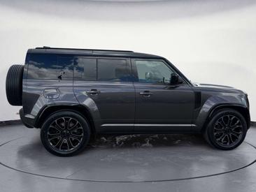 Land Rover Defender P635 — photo 5