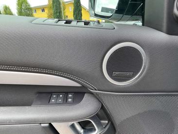 Land Rover Discovery D300 — photo 12