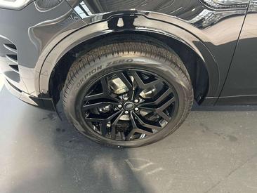Land Rover Discovery Sport P270e — photo 9