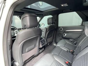 Land Rover Discovery D300 — photo 13