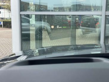 Land Rover Range Rover Sport P460e — photo 11