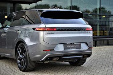 Land Rover Range Rover Sport P460e — photo 11