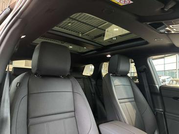 Land Rover Range Rover Evoque P269e — photo 14