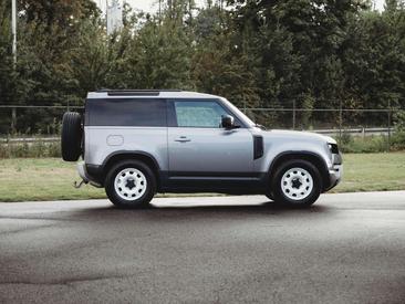 Land Rover Defender 90 Hard Top D250 — photo 4