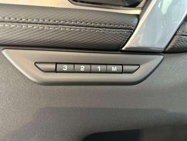 Land Rover Discovery Sport P270e — photo 12