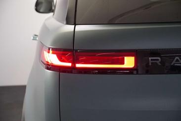 Land Rover Range Rover Sport SV — photo 14