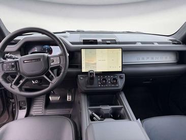 Land Rover Defender P635 — photo 11