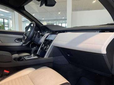 Land Rover Discovery Sport D200 — photo 18