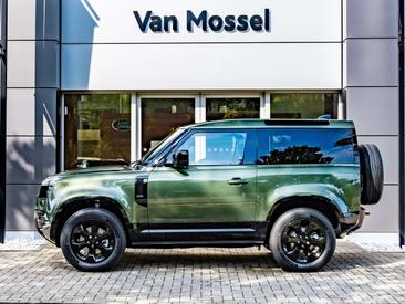 Land Rover Defender 90 D200 MHEV — photo 3