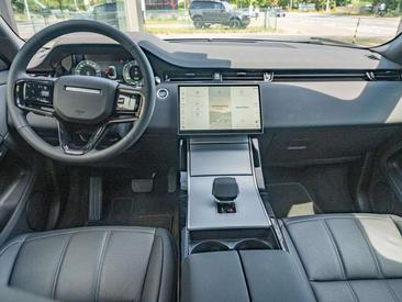 Land Rover Range Rover Evoque P269e — photo 9