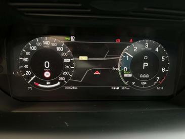 Land Rover Discovery Sport P270e — photo 18