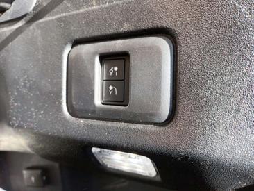 Land Rover Defender 90 D250 MHEV — photo 17