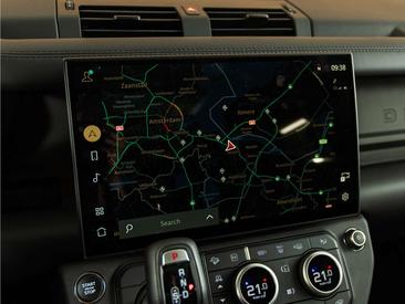 Land Rover Defender 130 D300 MHEV — photo 19