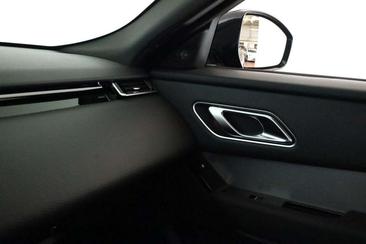 Land Rover Range Rover Velar P400 — photo 23