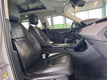 Land Rover Range Rover Evoque D240 — photo 17