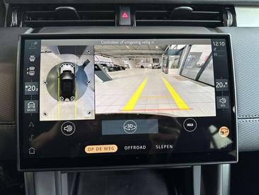 Land Rover Discovery Sport P270e — photo 21