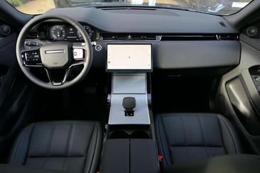Land Rover Range Rover Evoque P300e — photo 16