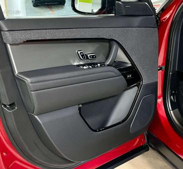 Land Rover Range Rover Sport D300 — photo 9