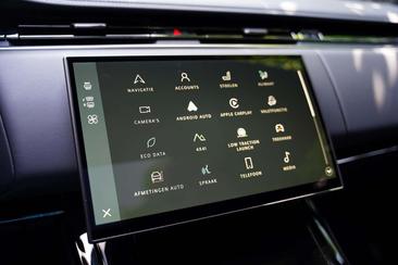 Land Rover Range Rover Sport P460e — photo 13