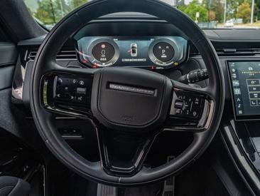 Land Rover Range Rover Sport P550e — photo 15