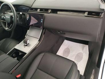 Land Rover Range Rover Velar D200 — photo 21