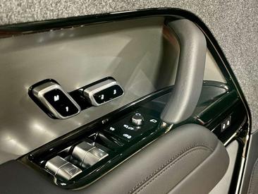 Land Rover Range Rover Sport D300 — photo 10