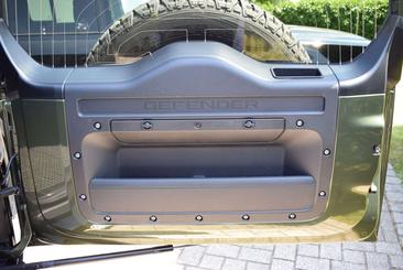 Land Rover Defender 110 Hard Top D250 — photo 20