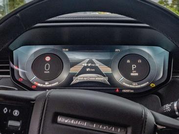 Land Rover Range Rover Sport P550e — photo 16