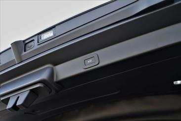 Land Rover Range Rover Sport P460e — photo 25