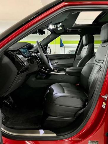 Land Rover Range Rover Sport D300 — photo 11