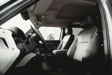Land Rover Defender 90 Hard Top D250 — photo 14