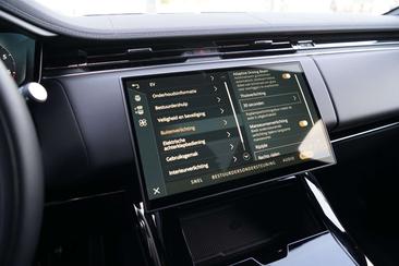 Land Rover Range Rover Sport P460e — photo 26