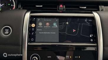 Land Rover Discovery Sport P300e — photo 18