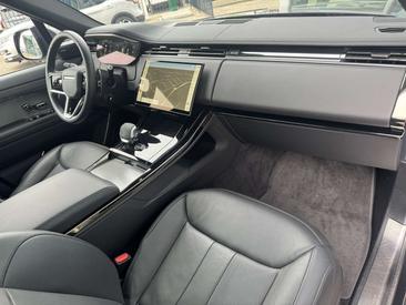 Land Rover Range Rover Sport P460e — photo 26