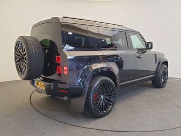 Land Rover Defender 130 D300 MHEV — photo 6