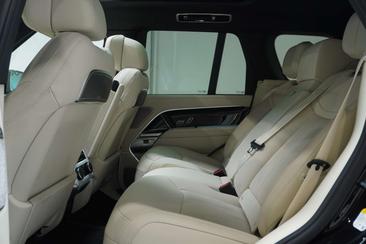 Land Rover Range Rover P550e — photo 22