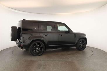 Land Rover Defender 110 V8 (P525) — photo 30