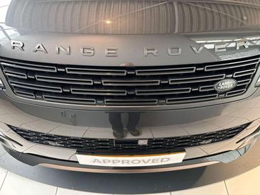 Land Rover Range Rover Sport P440e — photo 24