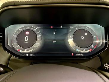 Land Rover Range Rover Sport D300 — photo 17