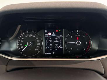 Land Rover Range Rover Evoque D240 — photo 26
