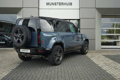 Land Rover Defender 110 X-Dynamic SE 2.0 P300e