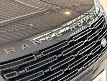Land Rover Range Rover Velar P400e — photo 25