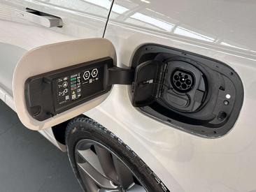 Land Rover Range Rover Sport P460e — photo 23