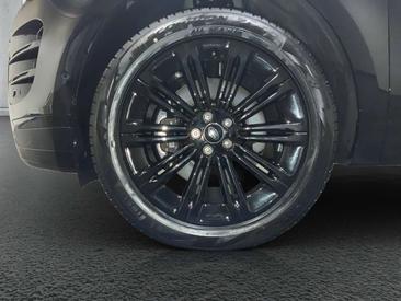 Land Rover Range Rover Evoque D200 Dynamic SE — photo 6