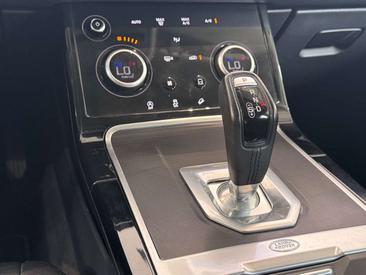 Land Rover Range Rover Evoque D240 — photo 30