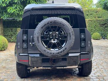 Land Rover Defender 90 3.0D LICHTE VRACHT — photo 6
