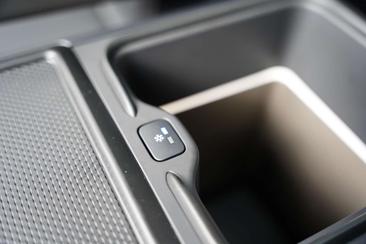 Land Rover Range Rover Sport P440e — photo 29