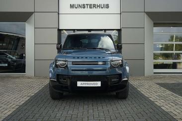 Land Rover Defender 110 X-Dynamic SE 2.0 P300e — photo 8
