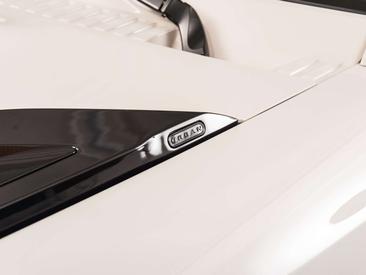 Land Rover Defender 130 D300 MHEV — photo 34